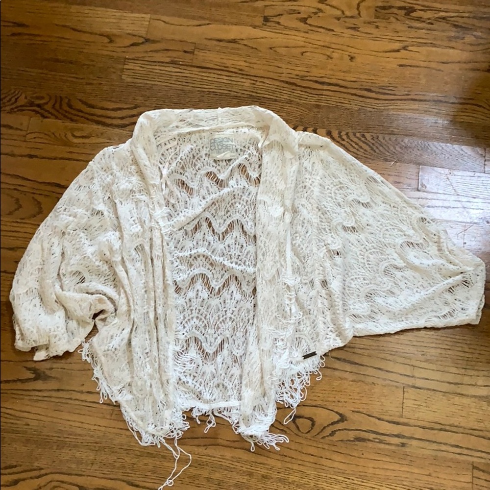Designer’s closet by Billabong lace cardigan